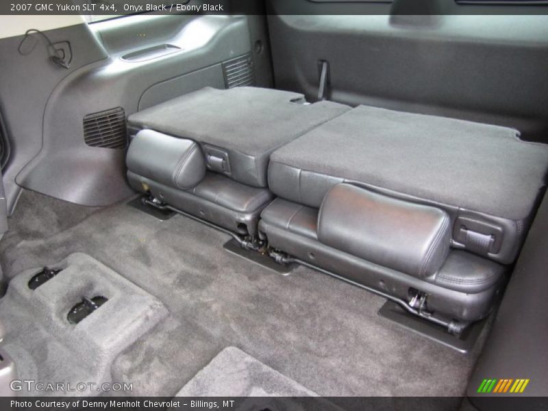  2007 Yukon SLT 4x4 Trunk