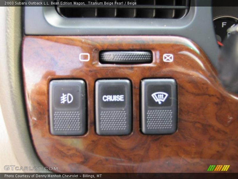 Controls of 2003 Outback L.L. Bean Edition Wagon