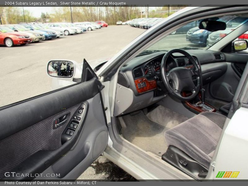  2004 Legacy L Sedan Gray Moquette Interior