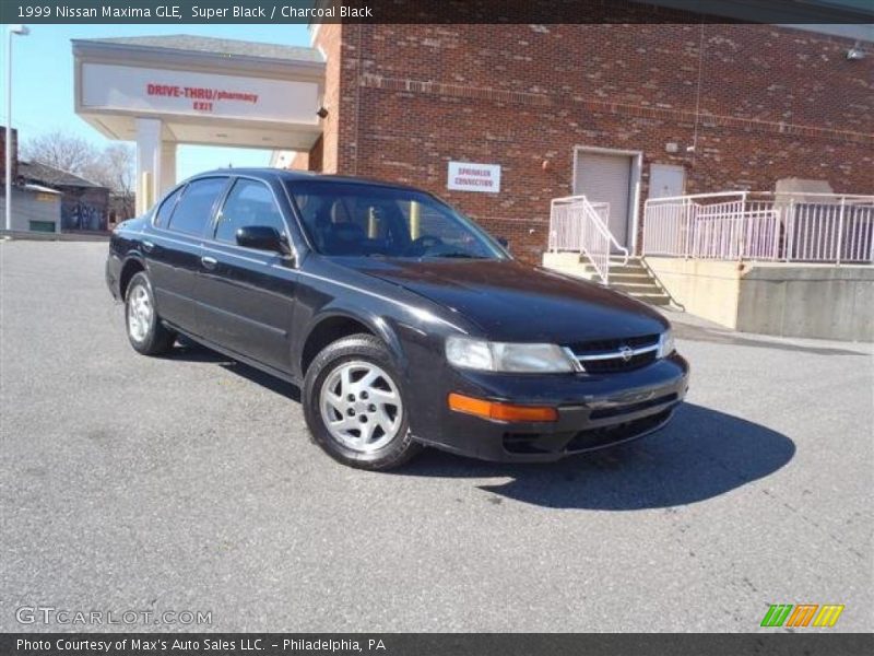 Super Black / Charcoal Black 1999 Nissan Maxima GLE
