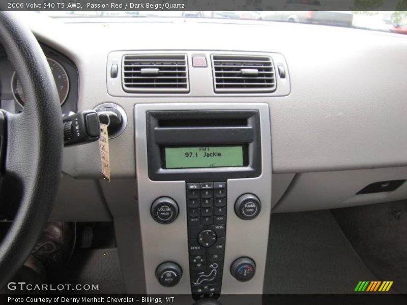 Controls of 2006 S40 T5 AWD