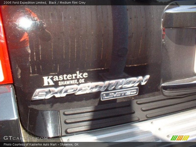 Black / Medium Flint Grey 2006 Ford Expedition Limited