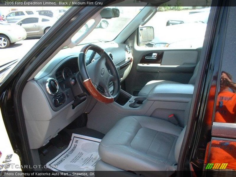 Black / Medium Flint Grey 2006 Ford Expedition Limited