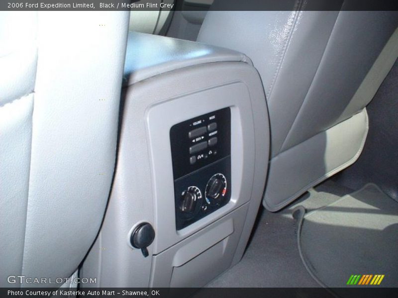 Black / Medium Flint Grey 2006 Ford Expedition Limited