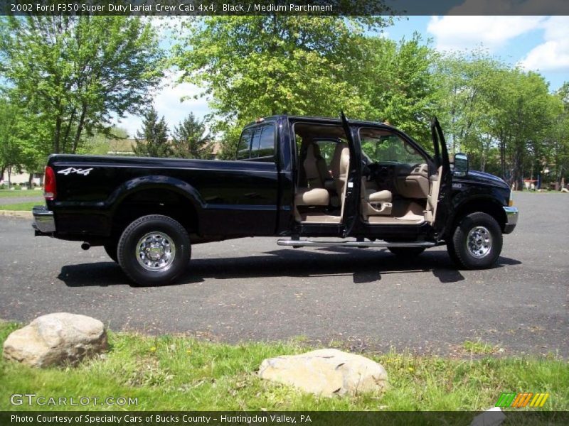 Black / Medium Parchment 2002 Ford F350 Super Duty Lariat Crew Cab 4x4