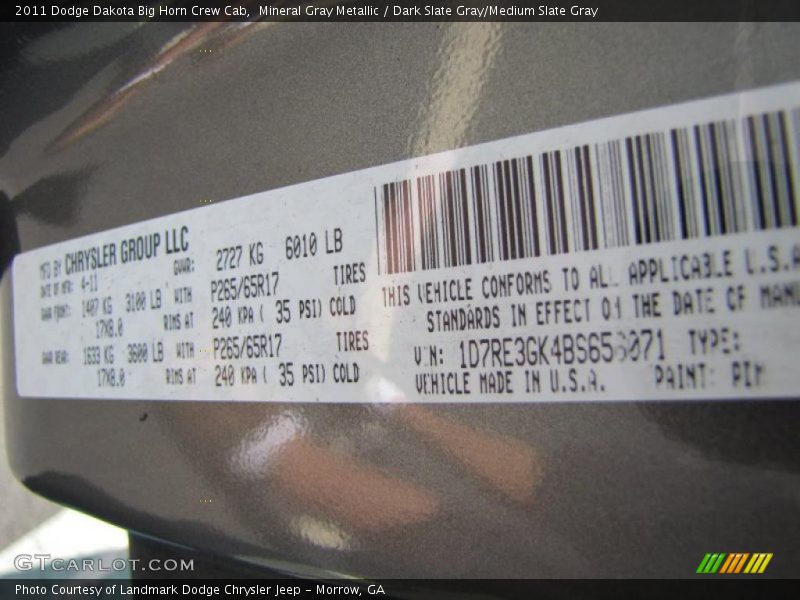 Mineral Gray Metallic / Dark Slate Gray/Medium Slate Gray 2011 Dodge Dakota Big Horn Crew Cab