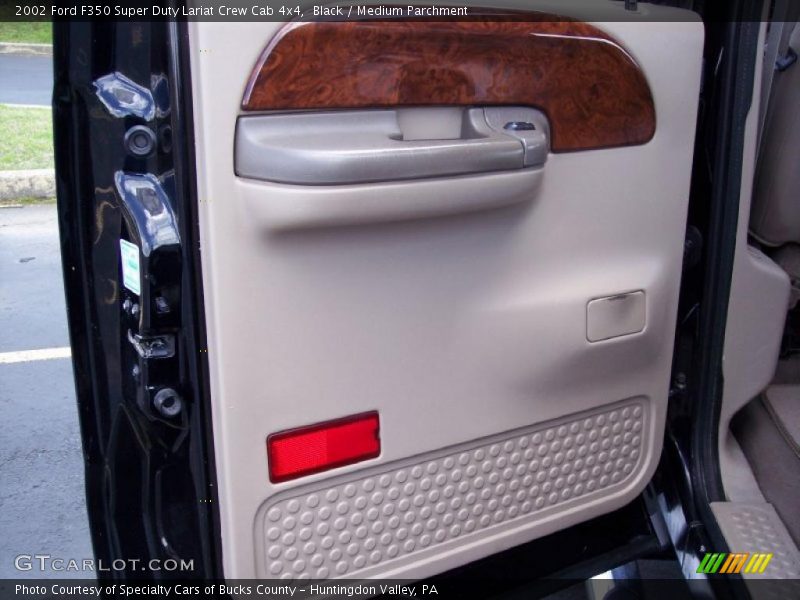 Black / Medium Parchment 2002 Ford F350 Super Duty Lariat Crew Cab 4x4