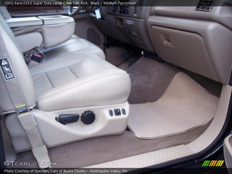Black / Medium Parchment 2002 Ford F350 Super Duty Lariat Crew Cab 4x4