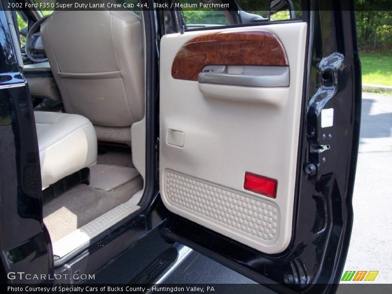 Black / Medium Parchment 2002 Ford F350 Super Duty Lariat Crew Cab 4x4