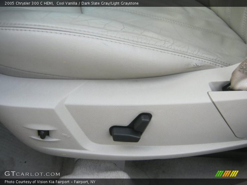 Cool Vanilla / Dark Slate Gray/Light Graystone 2005 Chrysler 300 C HEMI
