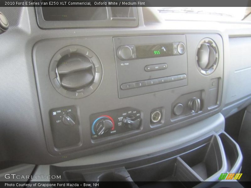 Oxford White / Medium Flint 2010 Ford E Series Van E250 XLT Commericial