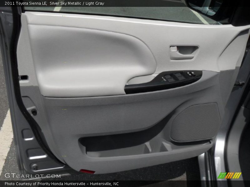 Silver Sky Metallic / Light Gray 2011 Toyota Sienna LE