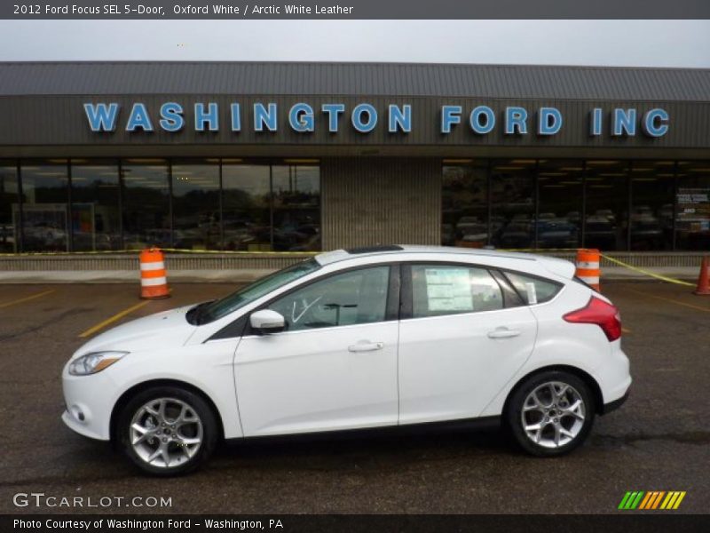 Oxford White / Arctic White Leather 2012 Ford Focus SEL 5-Door