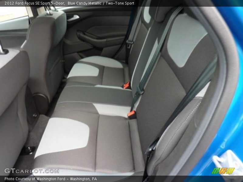  2012 Focus SE Sport 5-Door Two-Tone Sport Interior