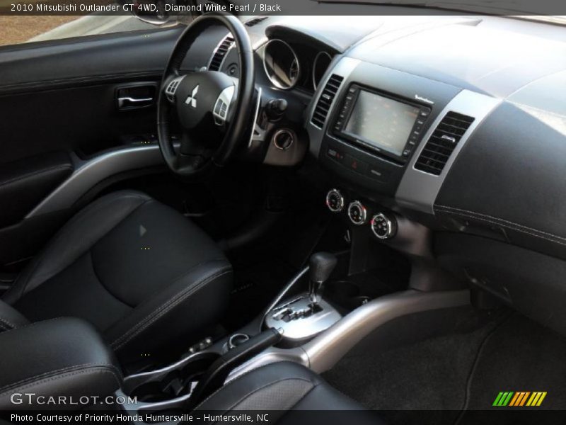 Diamond White Pearl / Black 2010 Mitsubishi Outlander GT 4WD