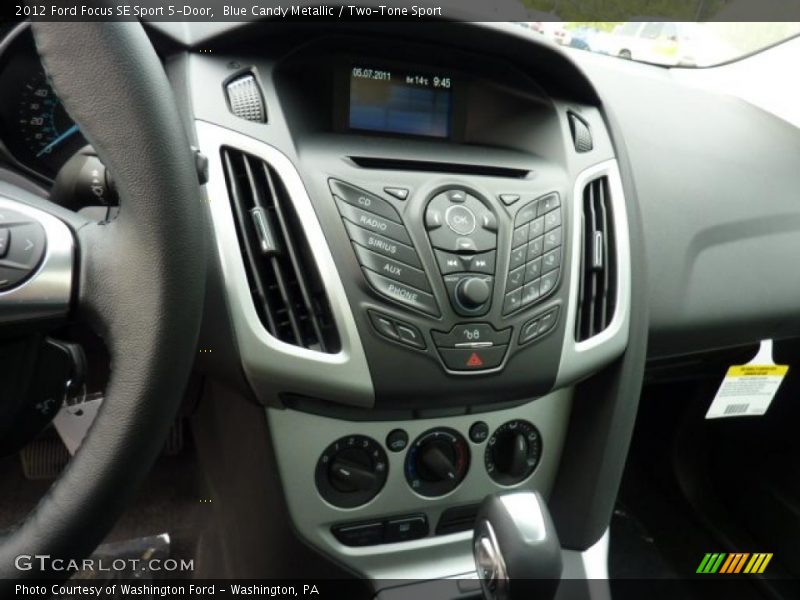 Controls of 2012 Focus SE Sport 5-Door