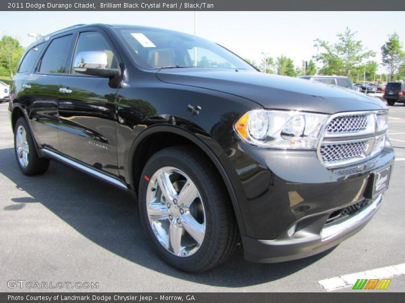 Front 3/4 View of 2011 Durango Citadel