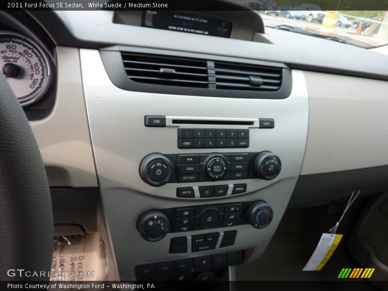 White Suede / Medium Stone 2011 Ford Focus SE Sedan