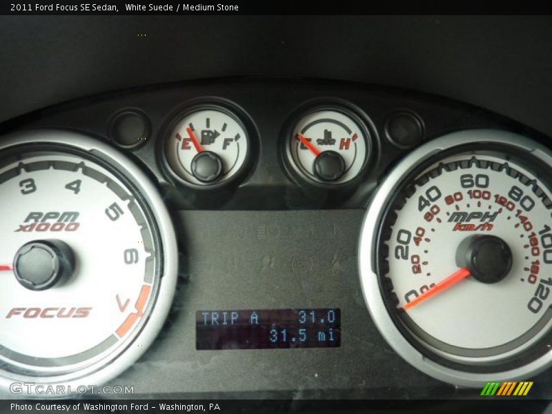 White Suede / Medium Stone 2011 Ford Focus SE Sedan