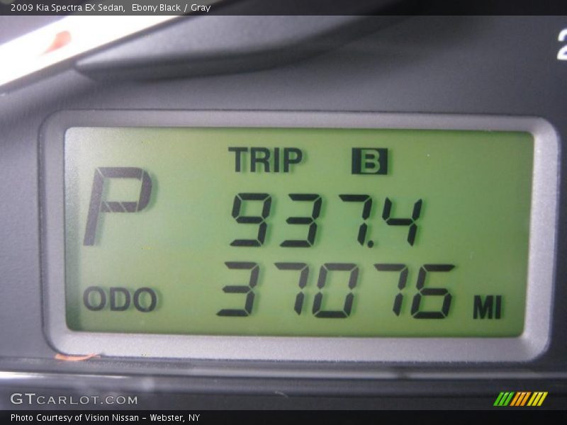 Ebony Black / Gray 2009 Kia Spectra EX Sedan