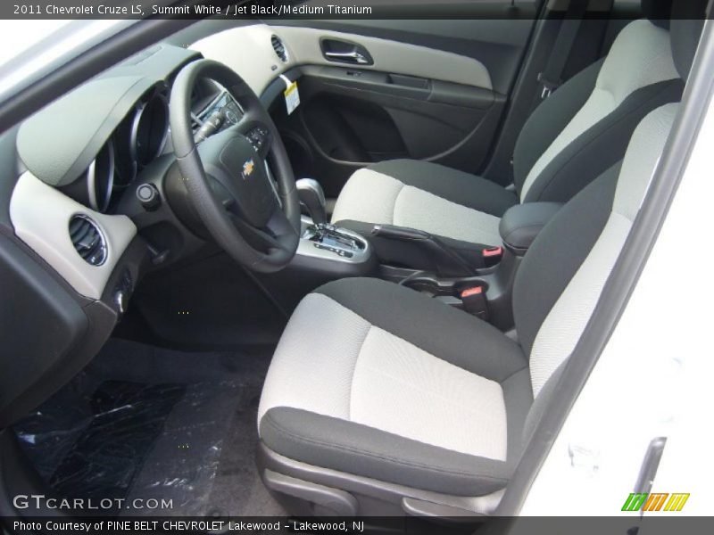 Summit White / Jet Black/Medium Titanium 2011 Chevrolet Cruze LS