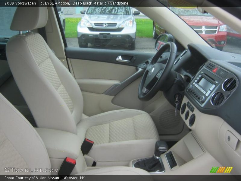 Deep Black Metallic / Sandstone 2009 Volkswagen Tiguan SE 4Motion
