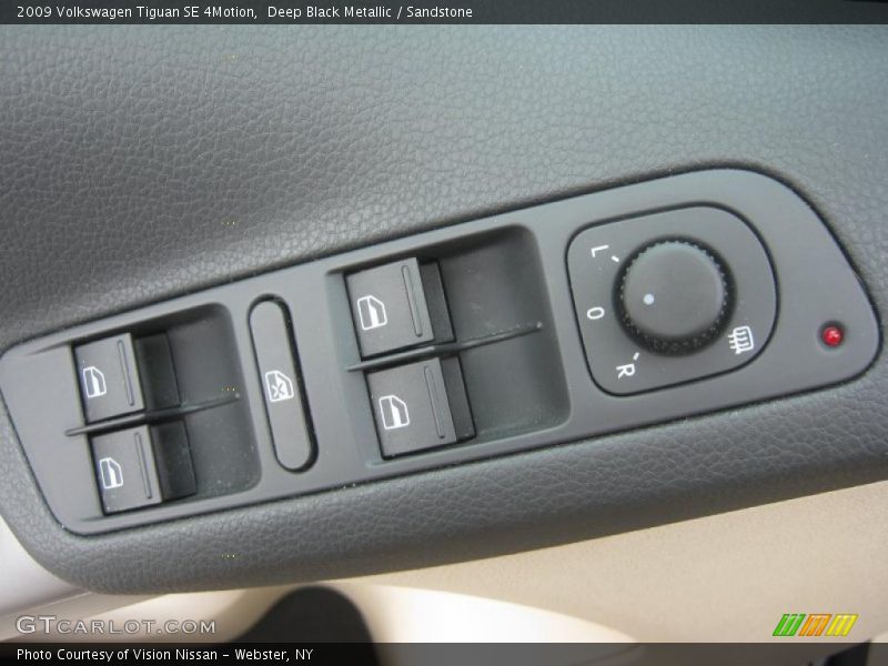 Deep Black Metallic / Sandstone 2009 Volkswagen Tiguan SE 4Motion