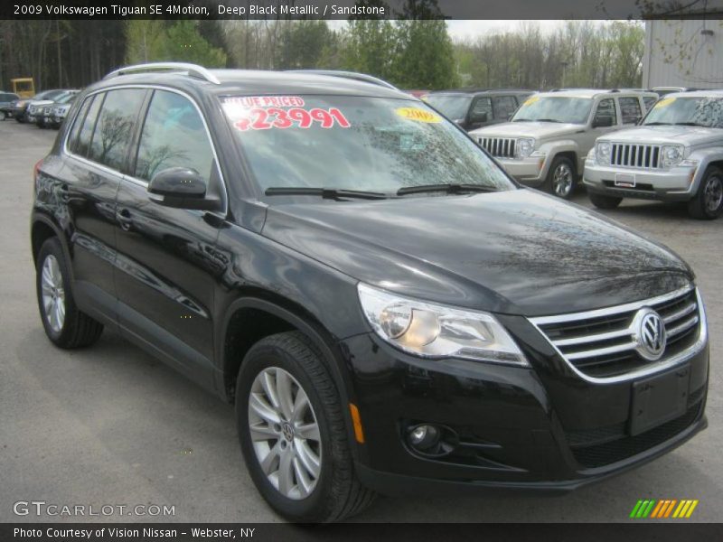 Deep Black Metallic / Sandstone 2009 Volkswagen Tiguan SE 4Motion