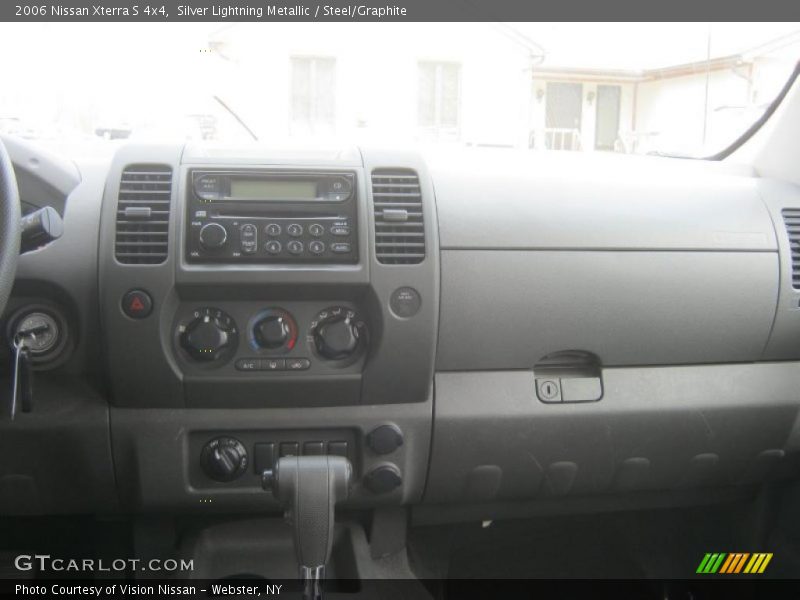 Silver Lightning Metallic / Steel/Graphite 2006 Nissan Xterra S 4x4