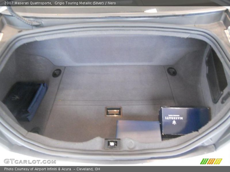  2007 Quattroporte  Trunk