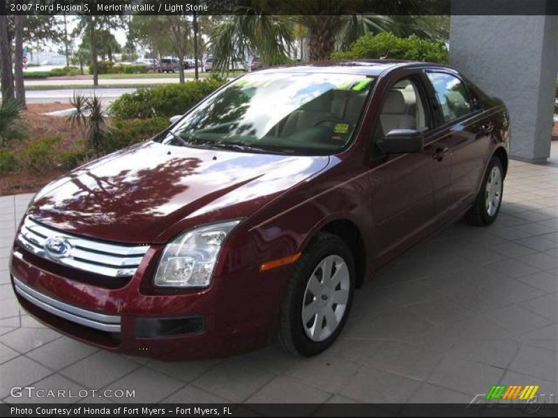Merlot Metallic / Light Stone 2007 Ford Fusion S