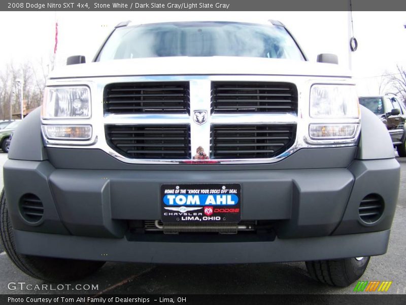 Stone White / Dark Slate Gray/Light Slate Gray 2008 Dodge Nitro SXT 4x4