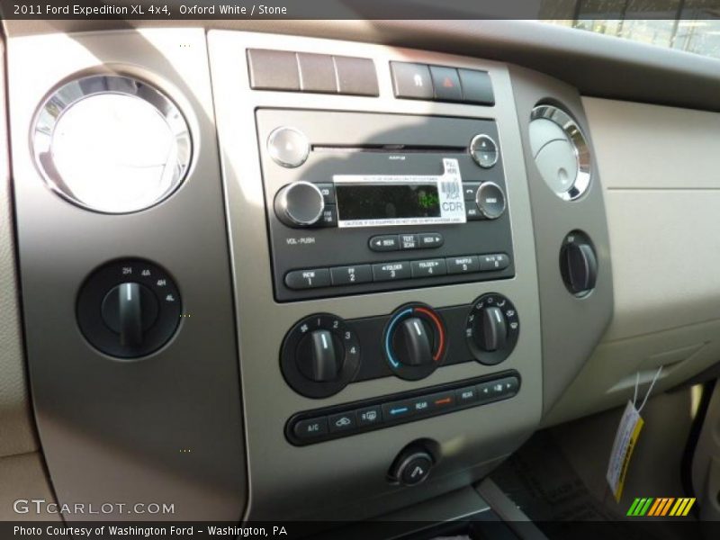 Controls of 2011 Expedition XL 4x4