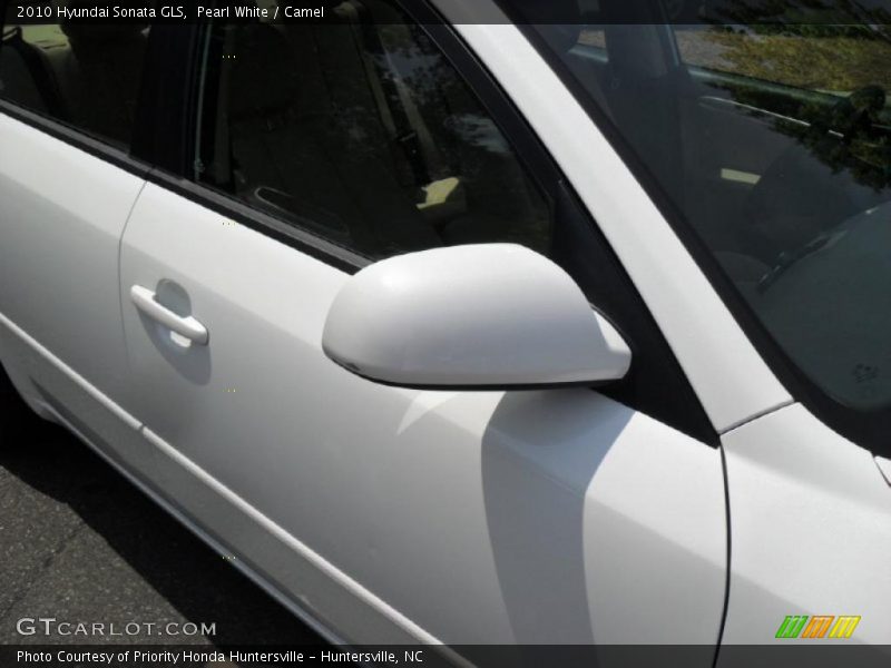 Pearl White / Camel 2010 Hyundai Sonata GLS