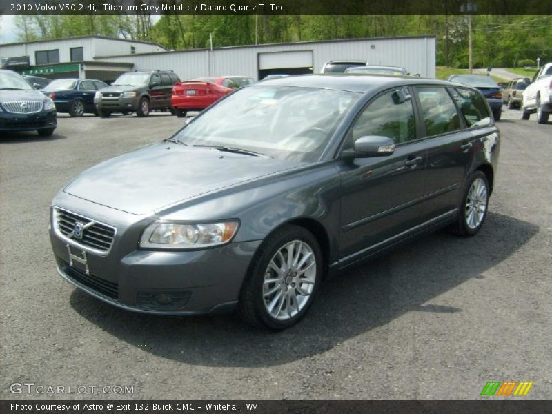 Titanium Grey Metallic / Dalaro Quartz T-Tec 2010 Volvo V50 2.4i