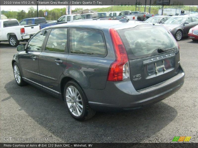 Titanium Grey Metallic / Dalaro Quartz T-Tec 2010 Volvo V50 2.4i