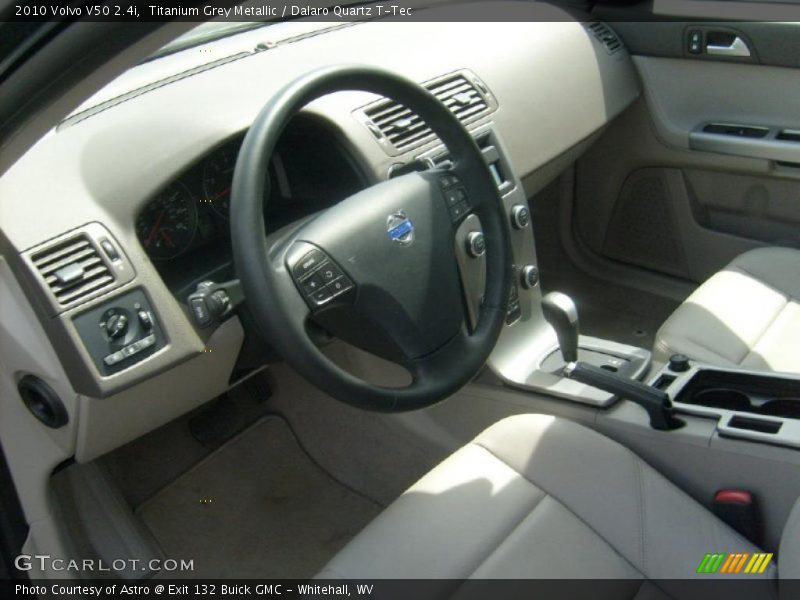 Titanium Grey Metallic / Dalaro Quartz T-Tec 2010 Volvo V50 2.4i