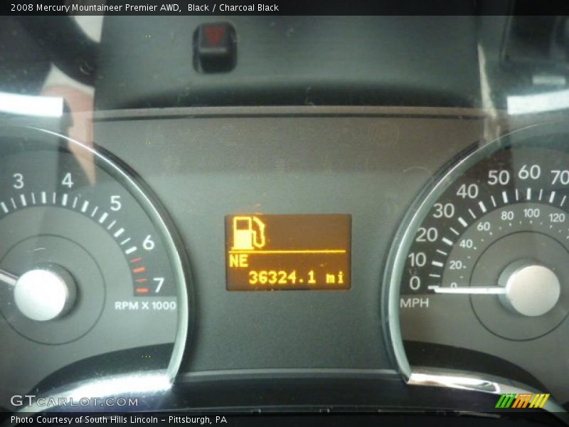 Black / Charcoal Black 2008 Mercury Mountaineer Premier AWD