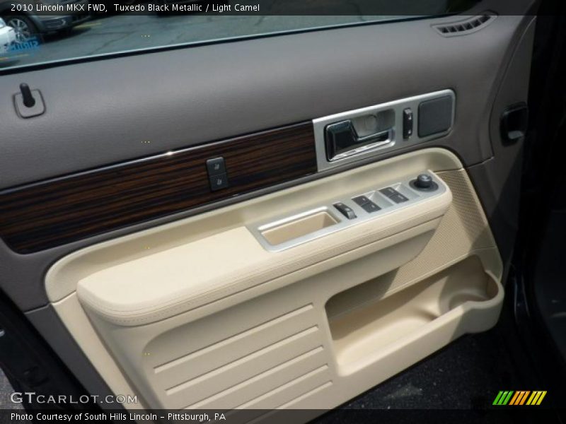 Tuxedo Black Metallic / Light Camel 2010 Lincoln MKX FWD
