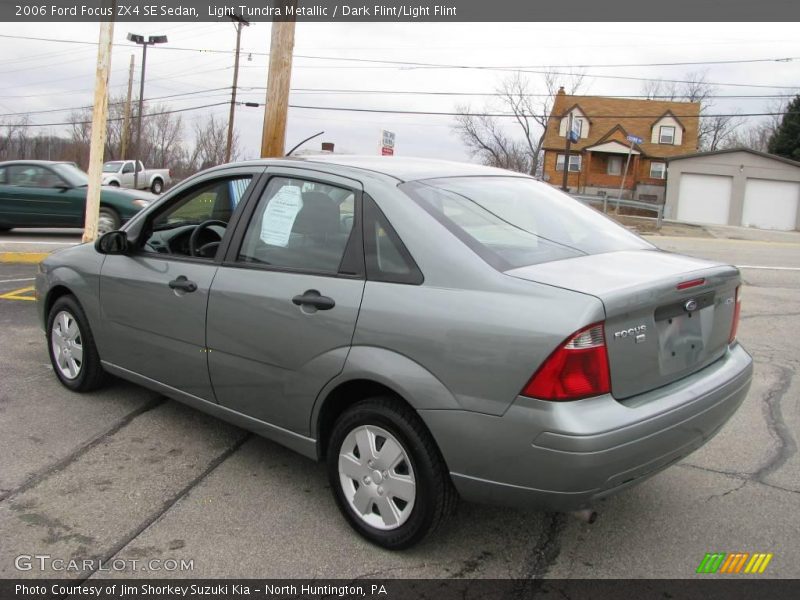 Light Tundra Metallic / Dark Flint/Light Flint 2006 Ford Focus ZX4 SE Sedan