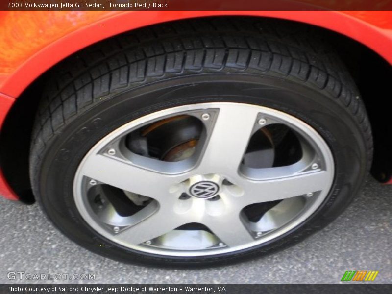 Tornado Red / Black 2003 Volkswagen Jetta GLI Sedan