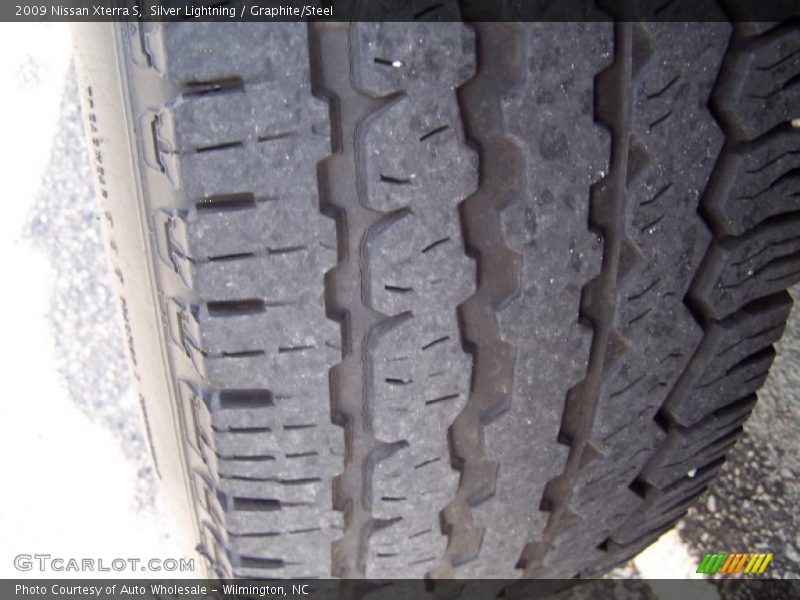 Silver Lightning / Graphite/Steel 2009 Nissan Xterra S