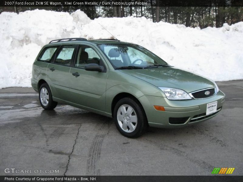 Kiwi Green Metallic / Dark Pebble/Light Pebble 2007 Ford Focus ZXW SE Wagon