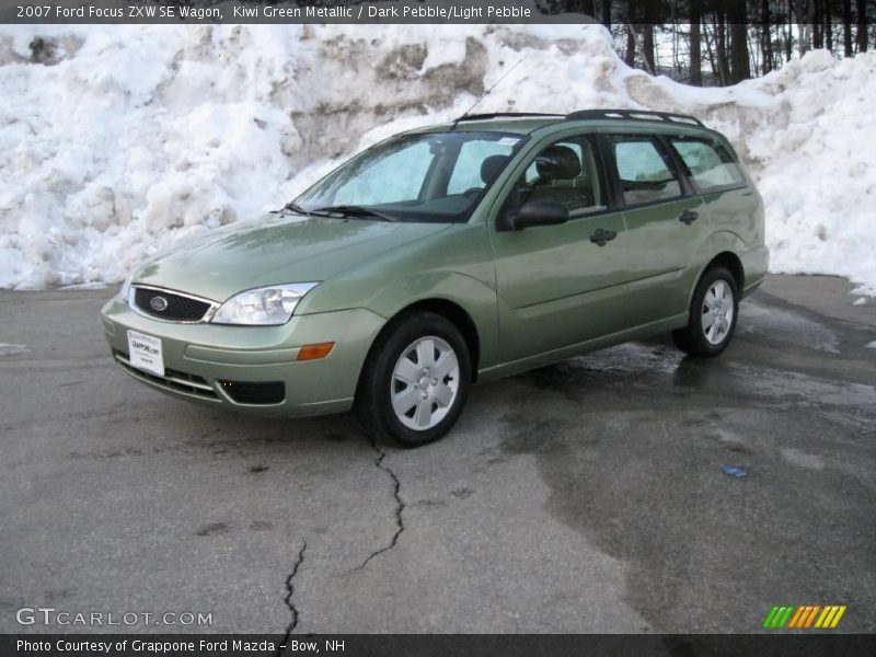 Kiwi Green Metallic / Dark Pebble/Light Pebble 2007 Ford Focus ZXW SE Wagon