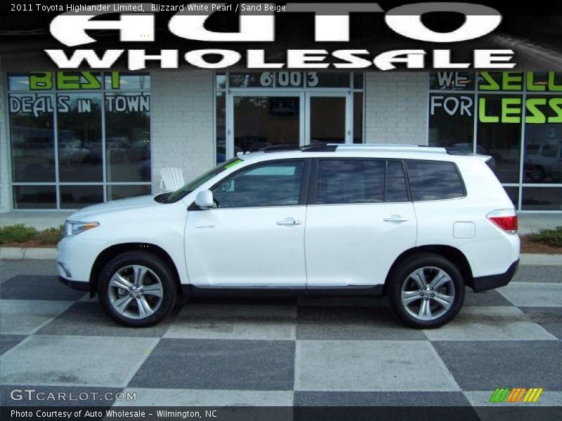 Blizzard White Pearl / Sand Beige 2011 Toyota Highlander Limited