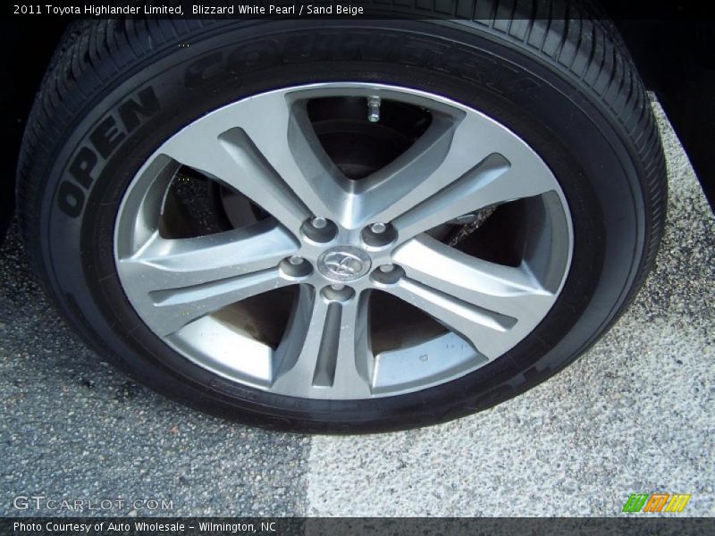 Blizzard White Pearl / Sand Beige 2011 Toyota Highlander Limited