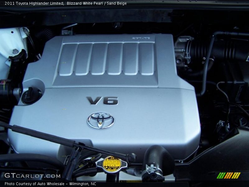 Blizzard White Pearl / Sand Beige 2011 Toyota Highlander Limited