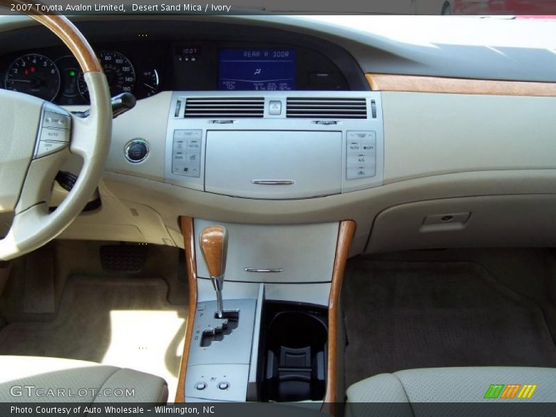 Desert Sand Mica / Ivory 2007 Toyota Avalon Limited