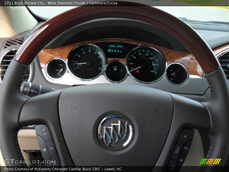 White Diamond Tricoat / Cashmere/Cocoa 2011 Buick Enclave CXL
