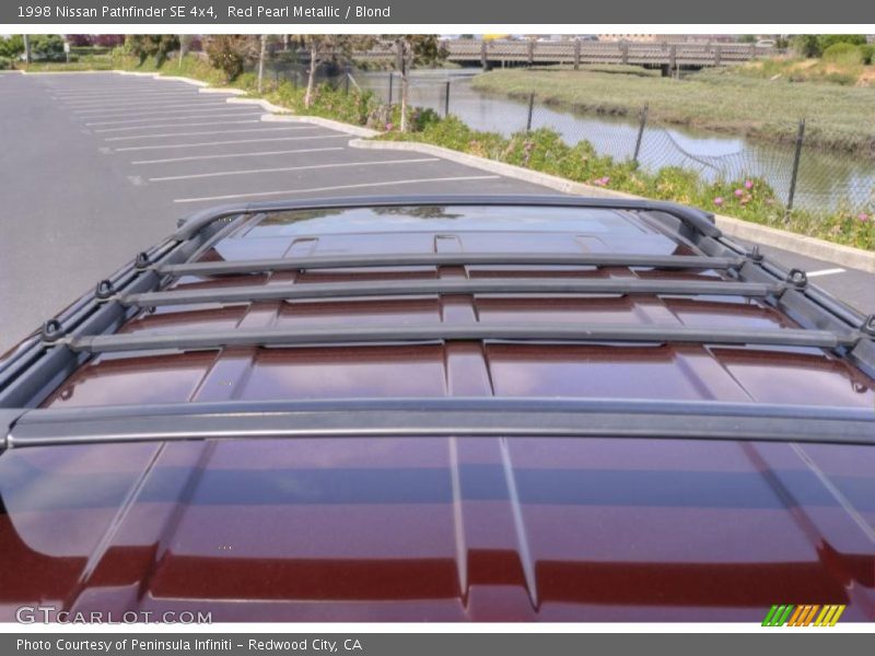 Red Pearl Metallic / Blond 1998 Nissan Pathfinder SE 4x4